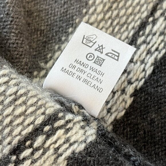 Castle of Ireland Womens Cardigan Sweater Merino Wool Angora Medium Vtg Flaws - Picture 6 of 16